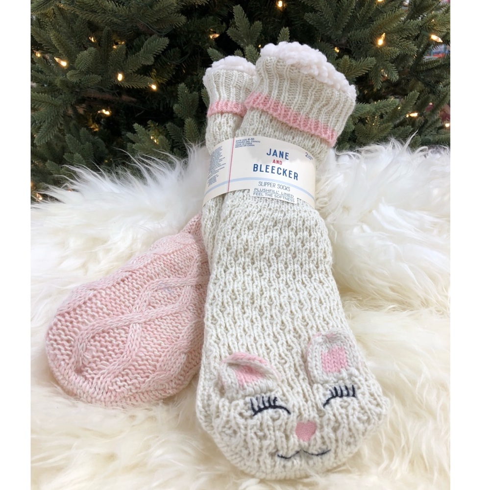 Jane and Bleecker Knitted Bunny Slipper Socks💕